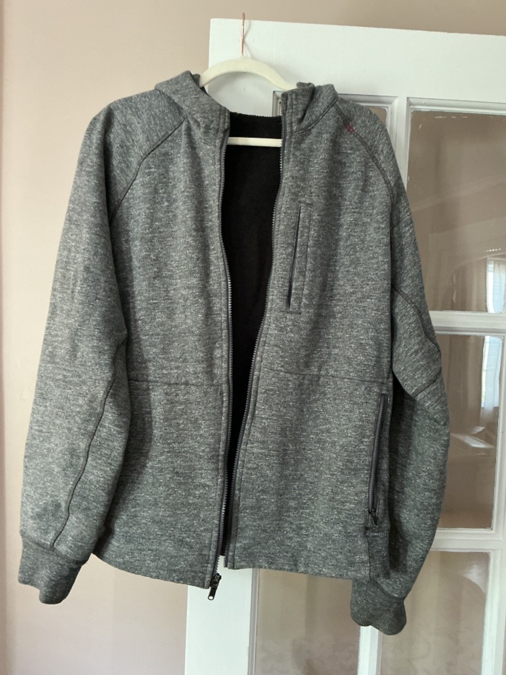 Men’s Lululemon Zip Jacket - Picture 2 of 5